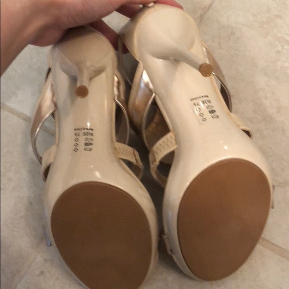 Never worn Strappy heels - Picture 4 of 5